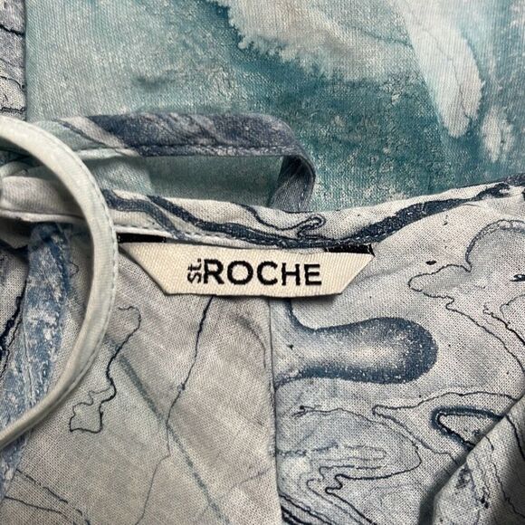 St Roche Honeycomb Top Blue Watercolor Smocked Keyhole Cotton Size Small NWT - Picture 8 of 15